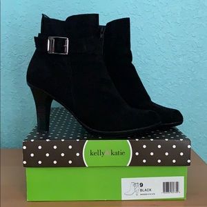 KELLY&KATIE (NEW) “Maggie” black booties sz9